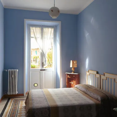 Apartman Vanchiglia - *