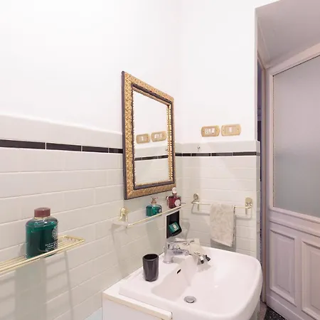 Apartment Vanchiglia - Turin