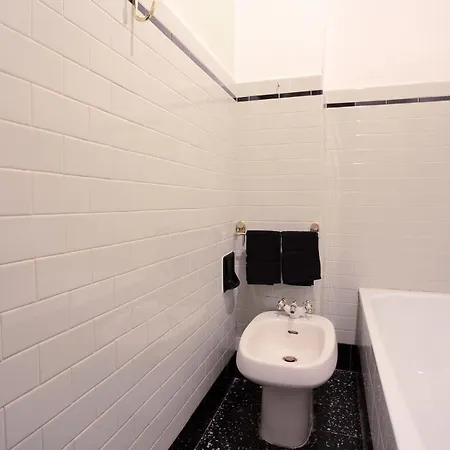 Apartment Vanchiglia - Turin